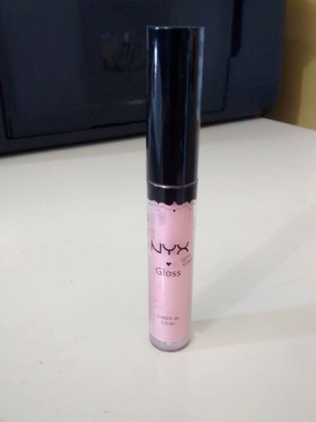 Gloss Nyx cor Baby pink