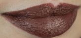 Batom liquido matte cor brun